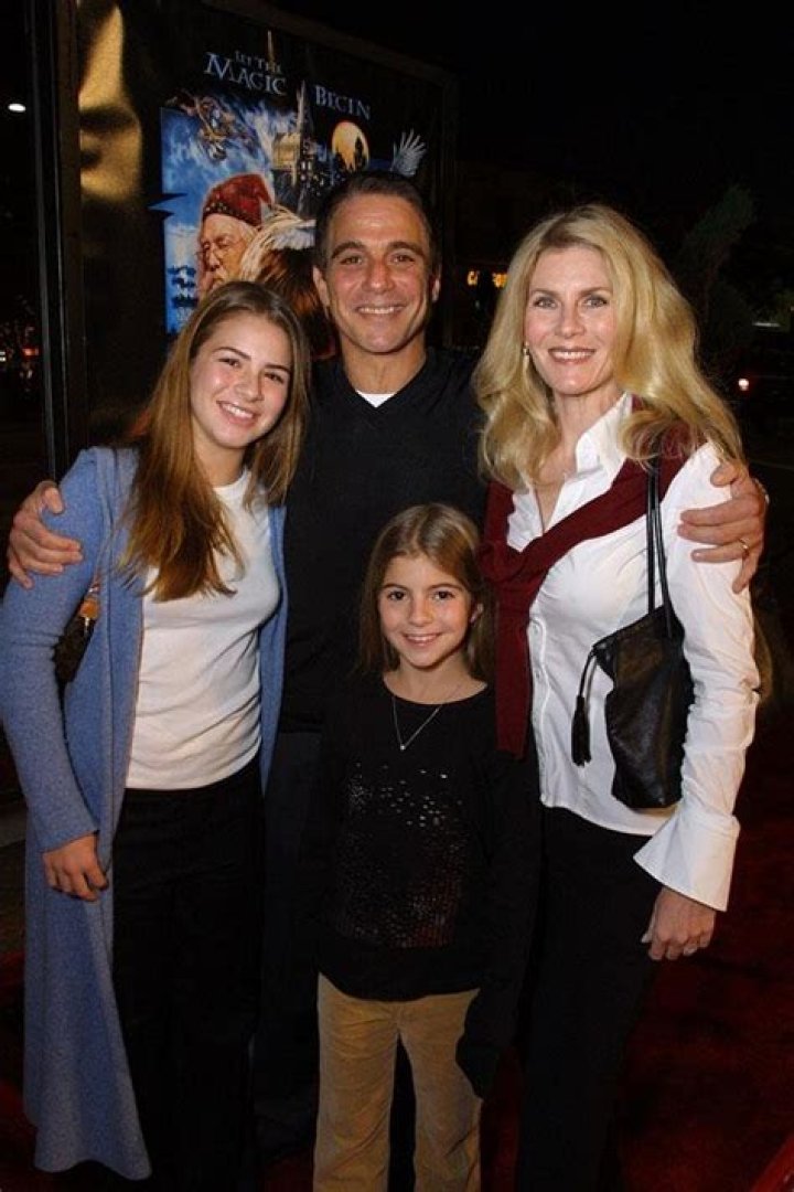 Tony Danza Net Worth 2024: Age, Height, Weight, Wife, Kids, Bio-Wiki