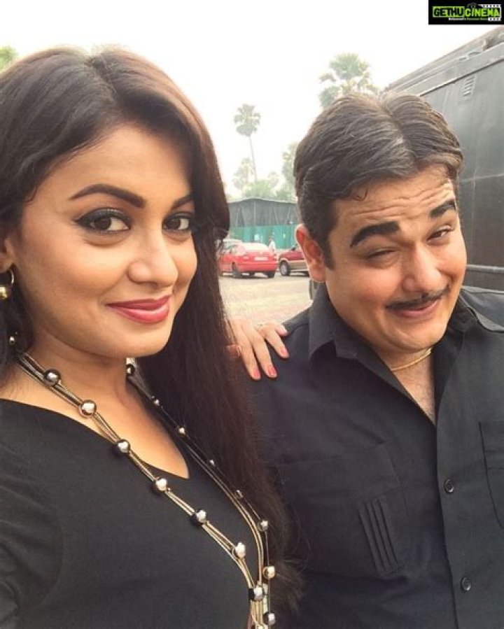 Yhivi (Actress) Height, Weight, Age, Videos, Photos, Biography, Boyfriend, Wiki and More